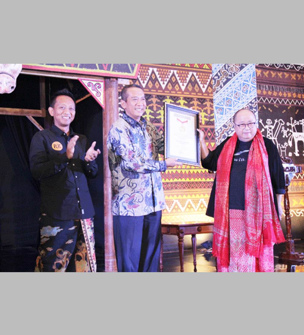 penghargaan pelaminan balai sudirman